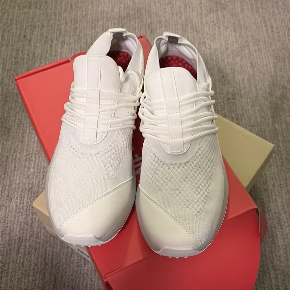 lane - eight  Women's White Athletic Shoes